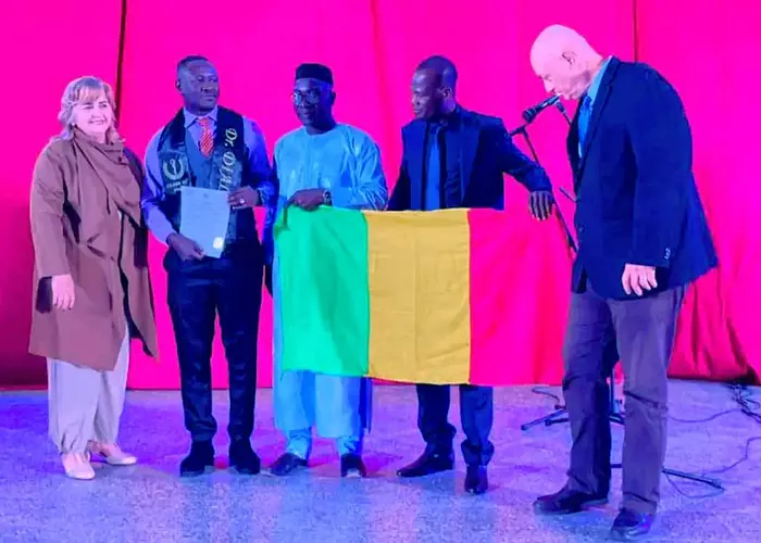 Université de Santé de Cuba : Le boursier malien, Mamadou Seye Diallo, sorti Major de sa promotion en « Médecine intensive et urgences »