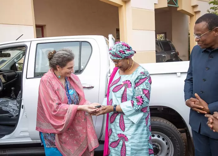 Appui au Programme élargi de vaccination (PEV) :  GAVI offre 39 véhicules au MSDS