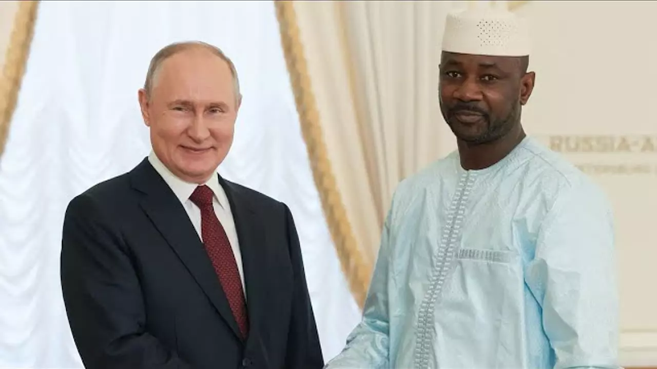 7/7 S’INTÉRESSE À LA SORTIE POLÉMIQUE DE ABDOULAYE DIOP