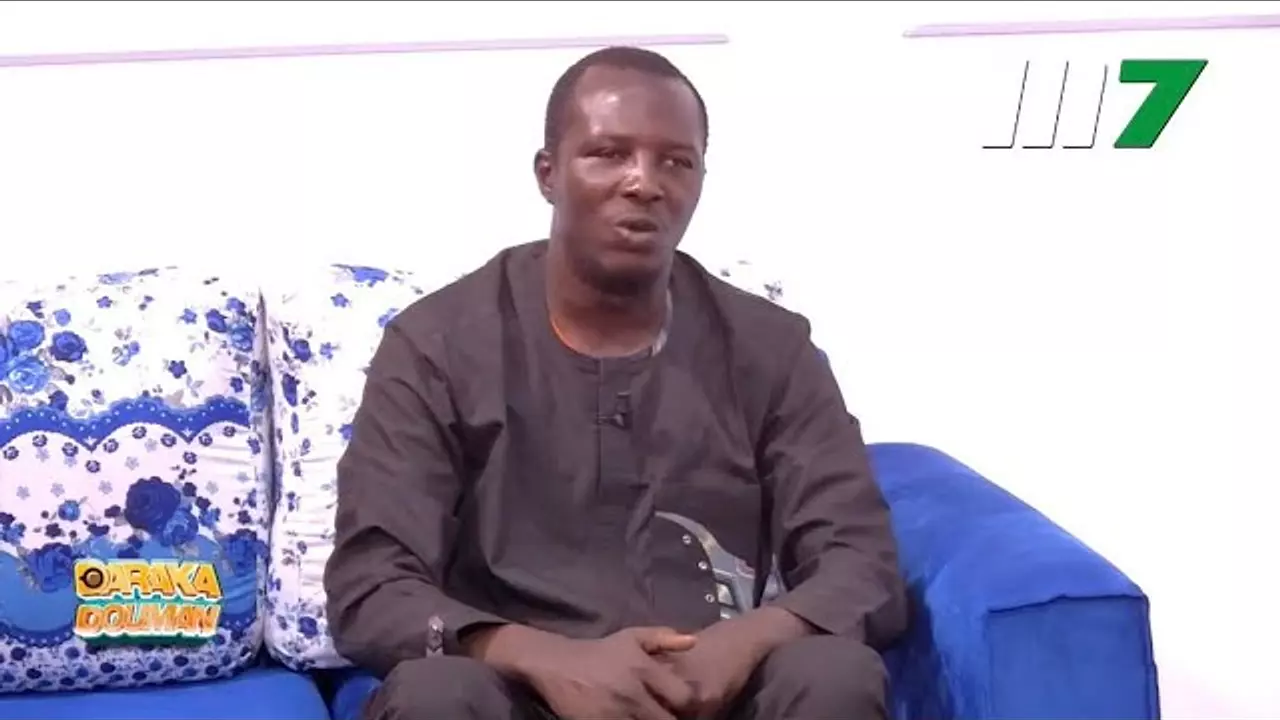 DARAKA DUMAN AVEC ZIKIRI OUMAR BABA KONATE