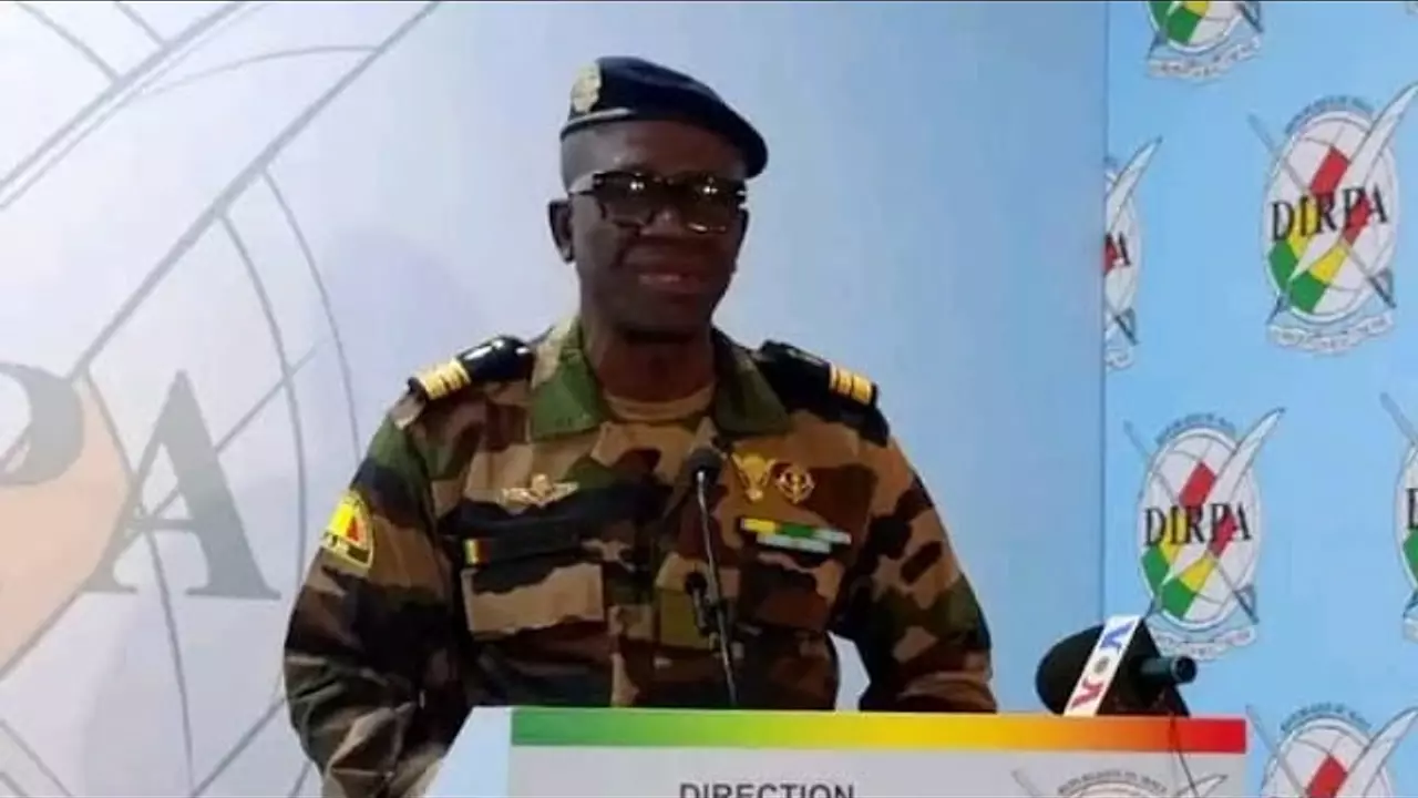 7/7 DÉCORTIQUE LA CONFÉRENCE DE PRESSE DE LA DIRPA