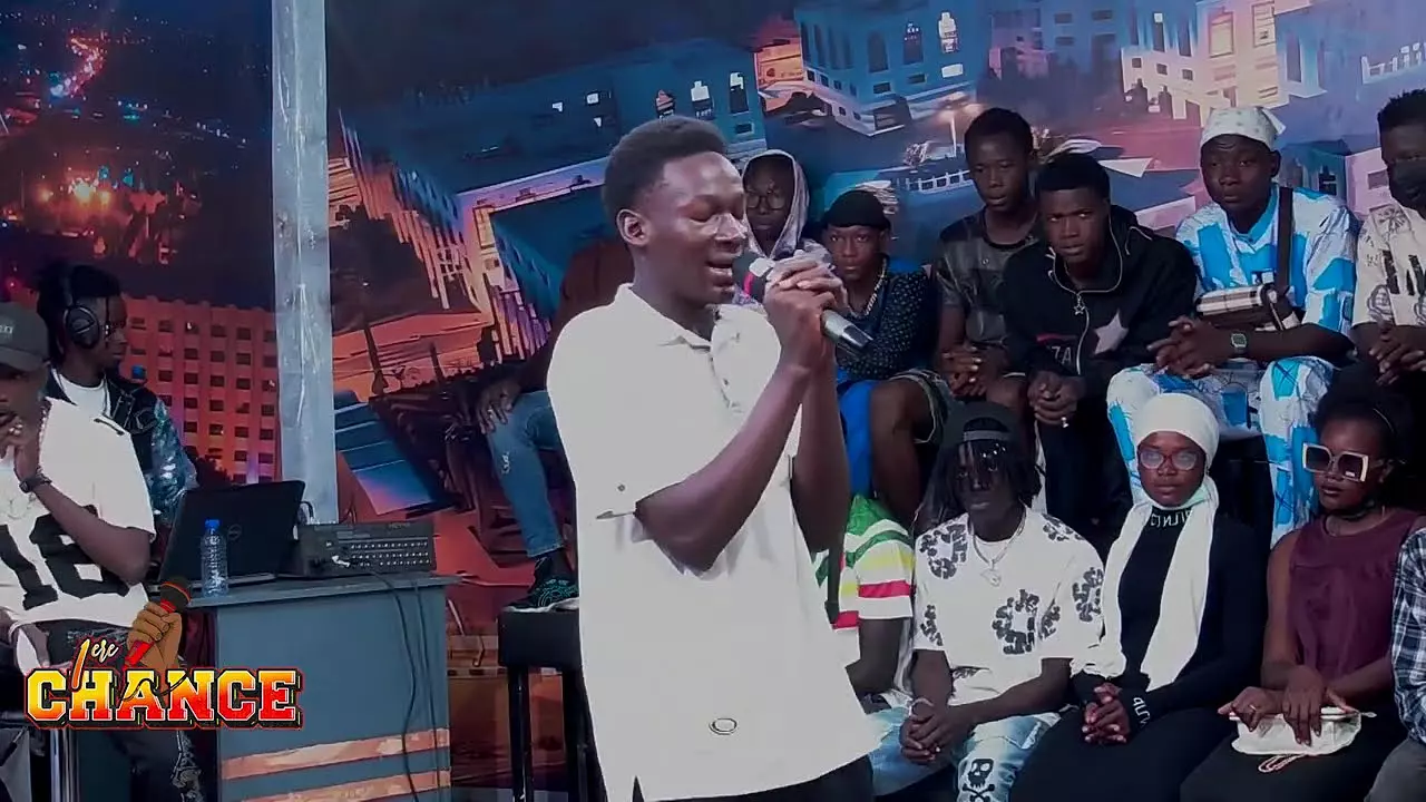 PREMIERE CHANCE AVEC L'ARTISTE FAKOLY LEZI