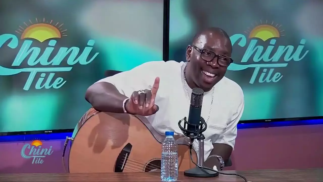 CHINI TILE AVEC VIEUX FARKATOURE ET PETIT GORO